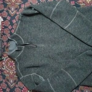 Men's size XL Kuhl long sleeve shirt